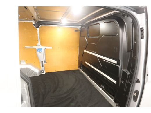 Ford Transit Custom 2.0 TDCI L1H1 | Automaat | Airco | Cruise | 3 Zits | Carplay | Navi | Parkeersens. ActivLease financial lease