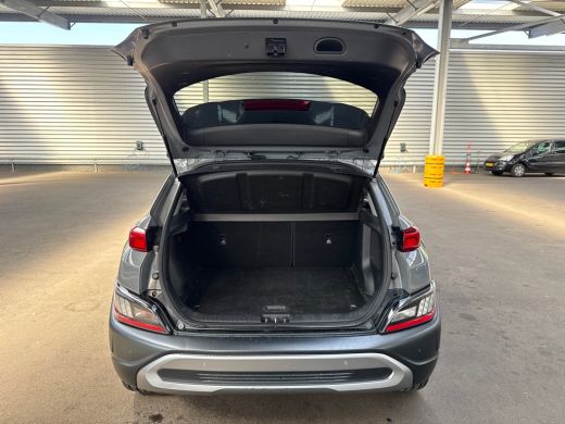 Hyundai Kona 1.6 GDI HEV Premium Automaat Stoelkoel+verw. Carplay Adap.Cruis ActivLease financial lease