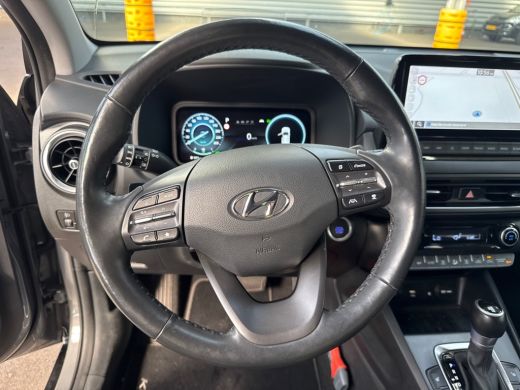 Hyundai Kona 1.6 GDI HEV Premium Automaat Stoelkoel+verw. Carplay Adap.Cruis ActivLease financial lease