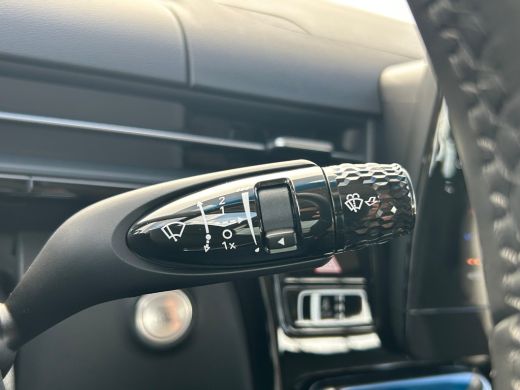 Hyundai Staria Dubbel Cabine UNIEK! | Dubbele Cabine | Trekhaak 1500 KG Trekgewicht | Navigatie | Airco Automati... ActivLease financial lease
