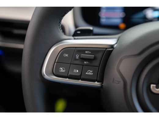 Jeep Avenger 1.2 e-Hybrid Summit | Tot 8 Jaar Garantie | Navigatie | Camera | El. Achterklep | Climate Control... ActivLease financial lease