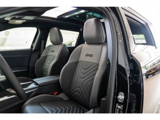 Jeep Compass 1.6 e-Hybrid Plug-In First Edition | Tot 8 Jaar Garantie | Lederen Bekleding | Schuif-Kanteldak |... ActivLease financial lease