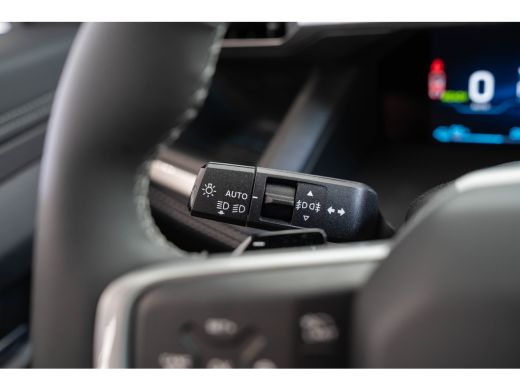 Jeep Compass First Edition 74 kWh | Trekhaak | Navigatie | 360gr Camera | Keyless | All-Season Banden | Apple ... ActivLease financial lease