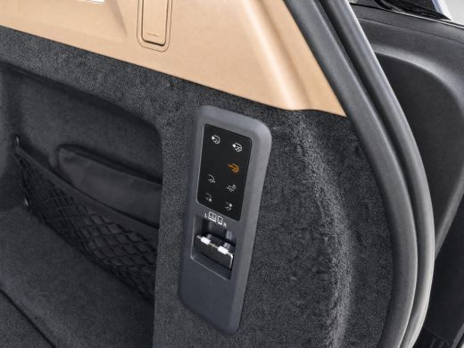 Land Rover Range Rover 3.0 P460e HSE PHEV | 23INCH lichtmetalen velgen | Electrische trekhaak | Panorama | Geheel rijkla... ActivLease financial lease