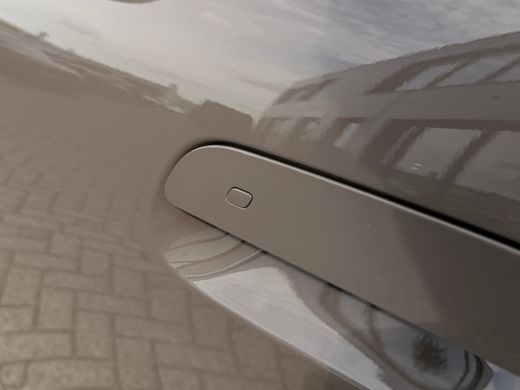 Leapmotor B03X ProMax Design 53 kWh | DEMO | Adapt. Cruise | 360 Camera | Stoel+Stuurverwarming | V2L | Warmtepo... ActivLease financial lease