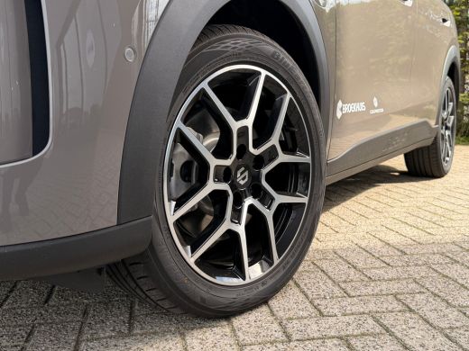 Leapmotor B03X ProMax Design 53 kWh | DEMO | Adapt. Cruise | 360 Camera | Stoel+Stuurverwarming | V2L | Warmtepo... ActivLease financial lease