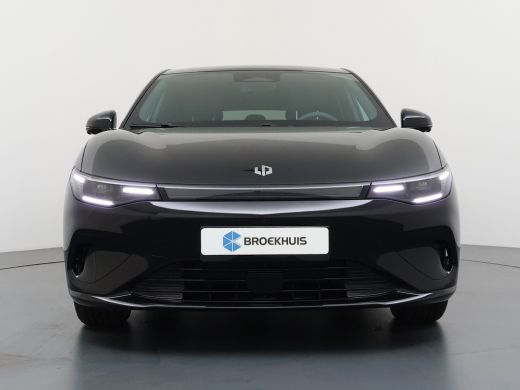 Leapmotor B05 ProMax Design 67.1 kWh | &euro;1500,- korting !! | Vanaf &euro;429,- Private Lease per maand ! | Achteruitr... ActivLease financial lease