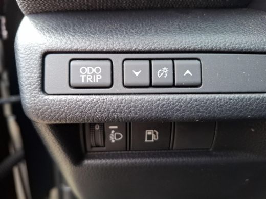 Lexus LBX 1.5 Business Line 2WD | CarPlay | Cruise Adpt. | Camera | ActivLease financial lease