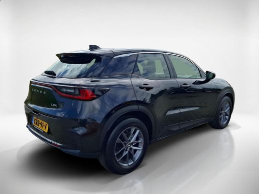 Lexus LBX 1.5 Business Line 2WD | CarPlay | Cruise Adpt. | Camera | ActivLease financial lease