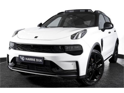 Lynk & Co 01 1.5 PHEV 276 PK More | Afn. Trekhaak | S/K-panodak | Dig. Cockpit | Stoel-+Stuurverw. | 360 Camer... ActivLease financial lease