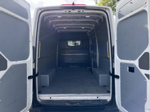 MAN eTGE Basis 36 kWh L3 H3 (2-Fase) {SoH-88%} Aut. *HEATPUMP | NAVI-FULLMAP | AIRCO | CRUISE | CAMERA | H... ActivLease financial lease