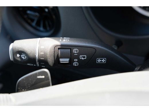 Mercedes-Benz eVito | 90KWH | WLPT 367KM | Volledig Elektrisch | SOH 97.5% | Camera | Navi | Stoelverw. | Airco | 3-Zits ActivLease financial lease