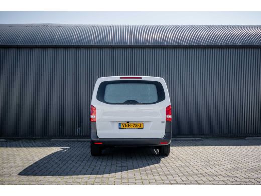 Mercedes-Benz eVito | 90KWH | WLPT 367KM | Volledig Elektrisch | SOH 97.5% | Camera | Navi | Stoelverw. | Airco | 3-Zits ActivLease financial lease