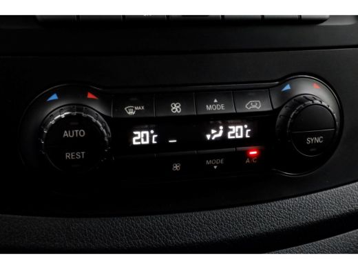 Mercedes-Benz Vito 119 CDI 190pk RWD 9G Automaat Extra Lang LED/ACC/Camera 12-2022 ActivLease financial lease