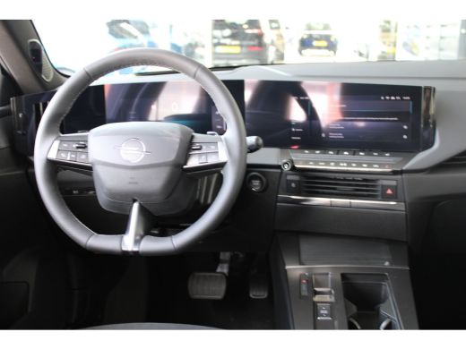 Opel Astra Electric 58 kWh Ultimate | SOH 98% | Warmtepomp | Schuif-kanteldak | Matrix LED | Suede bekleding | ActivLease financial lease