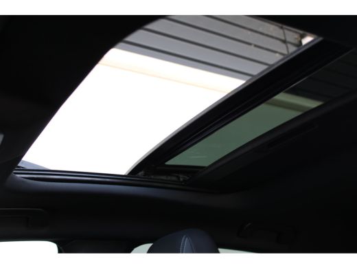 Opel Astra Electric 58 kWh Ultimate | SOH 98% | Warmtepomp | Schuif-kanteldak | Matrix LED | Suede bekleding | ActivLease financial lease