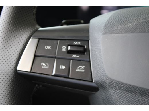 Opel Astra Electric 58 kWh Ultimate | SOH 98% | Warmtepomp | Schuif-kanteldak | Matrix LED | Suede bekleding | ActivLease financial lease