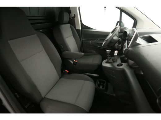 Opel Combo 1.5D 102PK | Airco | Cruise | Carplay | Trekhaak | Navi | Parkeersensoren ActivLease financial lease