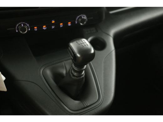 Opel Combo 1.5D 102PK | Airco | Cruise | Carplay | Trekhaak | Navi | Parkeersensoren ActivLease financial lease