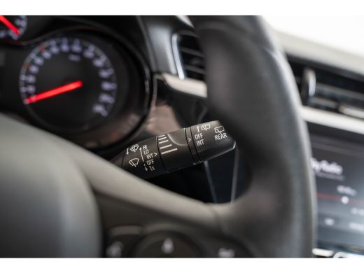 Opel Corsa 1.2 Edition | Apple Carplay & Android Auto | Parkeersensoren | Lichtmetalen velgen | Bluetooth | ... ActivLease financial lease