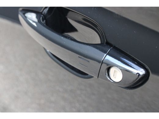 Opel Corsa 1.2 Turbo Ultimate | Navigatie | Camera | Massage | Stoelverwarming | Alcantara | Apple carplay | ActivLease financial lease