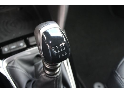 Opel Corsa 1.2 Turbo Ultimate | Navigatie | Camera | Massage | Stoelverwarming | Alcantara | Apple carplay | ActivLease financial lease