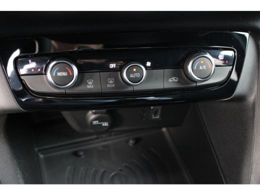 Opel Corsa 1.2 Turbo Ultimate | Navigatie | Camera | Massage | Stoelverwarming | Alcantara | Apple carplay | ActivLease financial lease