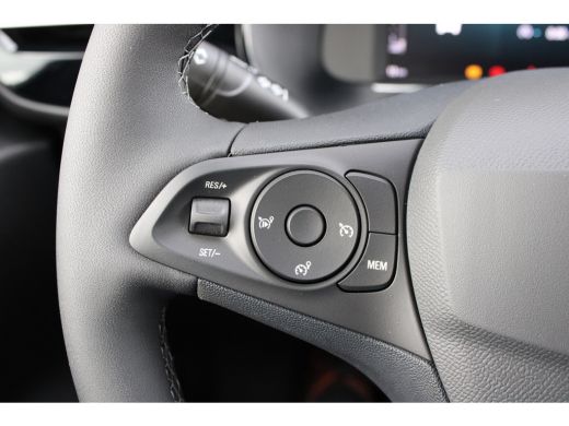 Opel Corsa 1.2 Turbo Ultimate | Navigatie | Camera | Massage | Stoelverwarming | Alcantara | Apple carplay | ActivLease financial lease