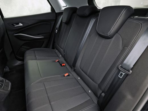 Opel Grandland 1.6 Turbo Plug-In Hybrid Elegance Black Pack 224Pk Automaat (VIRTUAL COCKPIT, SOH 98,4%, BLACK PA... ActivLease financial lease