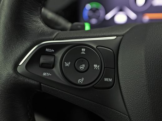 Opel Grandland 1.6 Turbo Plug-In Hybrid Elegance Black Pack 224Pk Automaat (VIRTUAL COCKPIT, SOH 98,4%, BLACK PA... ActivLease financial lease