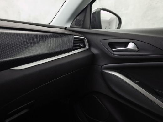 Opel Grandland 1.6 Turbo Plug-In Hybrid Elegance Black Pack 224Pk Automaat (VIRTUAL COCKPIT, SOH 98,4%, BLACK PA... ActivLease financial lease