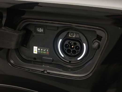 Opel Grandland 1.6 Turbo Plug-In Hybrid Elegance Black Pack 224Pk Automaat (VIRTUAL COCKPIT, SOH 98,4%, BLACK PA... ActivLease financial lease