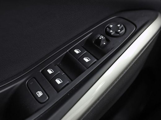 Opel Grandland 1.6 Turbo Plug-In Hybrid Elegance Black Pack 224Pk Automaat (VIRTUAL COCKPIT, SOH 98,4%, BLACK PA... ActivLease financial lease