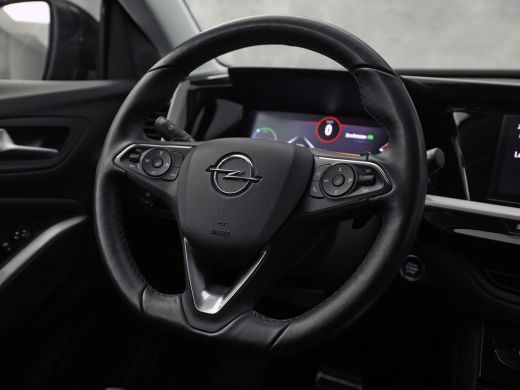 Opel Grandland 1.6 Turbo Plug-In Hybrid Elegance Black Pack 224Pk Automaat (VIRTUAL COCKPIT, SOH 98,4%, BLACK PA... ActivLease financial lease