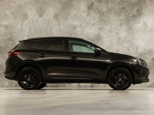 Opel Grandland 1.6 Turbo Plug-In Hybrid Elegance Black Pack 224Pk Automaat (VIRTUAL COCKPIT, SOH 98,4%, BLACK PA... ActivLease financial lease