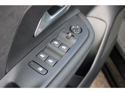 Opel Mokka-e Mokka Electric GSE 54 kWh | Sportstoelen | Camera | Stoelverwarming | Navigatie | Fase 3 Laden | ActivLease financial lease