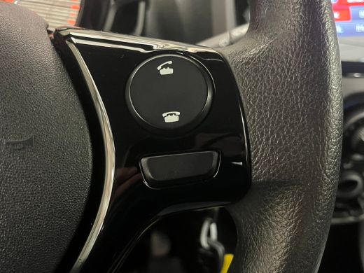 Peugeot 108 1.0 e-VTi Active Camera | Carplay | Airco | Bleutooth | Centrale Vergrendeling | LED Dagrij | Ele... ActivLease financial lease