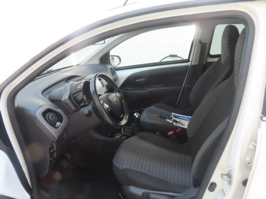 Peugeot 108 1.0 e-VTi Allure TOP! Camera | Carplay | Climate Control  | 15" Lichtmetaal | DAB | LED Dagrij | ... ActivLease financial lease