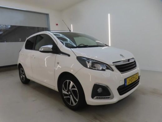 Peugeot 108 1.0 e-VTi Allure TOP! Camera | Carplay | Climate Control  | 15" Lichtmetaal | DAB | LED Dagrij | ... ActivLease financial lease