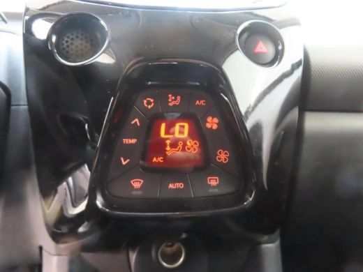 Peugeot 108 1.0 e-VTi Allure TOP! Camera | Carplay | Climate Control  | 15" Lichtmetaal | DAB | LED Dagrij | ... ActivLease financial lease