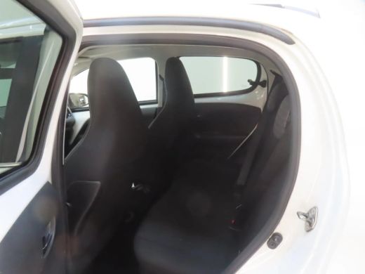 Peugeot 108 1.0 e-VTi Allure TOP! Camera | Carplay | Climate Control  | 15" Lichtmetaal | DAB | LED Dagrij | ... ActivLease financial lease