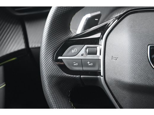 Peugeot 2008 1.2 Hybrid 145 GT Tot 8 Jaar Garantie! | Navi by App | Achteruitrijcamera | Cruise Control | Keyl... ActivLease financial lease