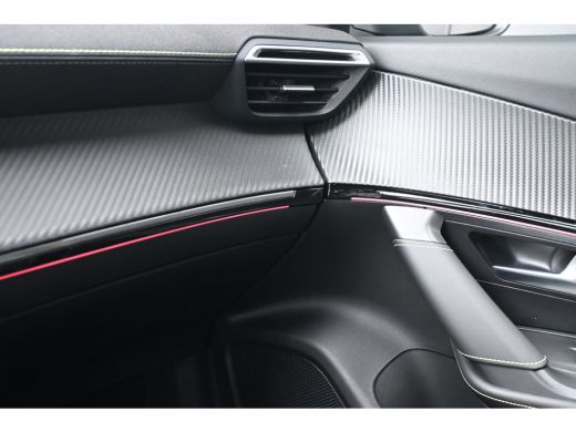 Peugeot 2008 1.2 Hybrid 145 GT Tot 8 Jaar Garantie! | Navi by App | Achteruitrijcamera | Cruise Control | Keyl... ActivLease financial lease