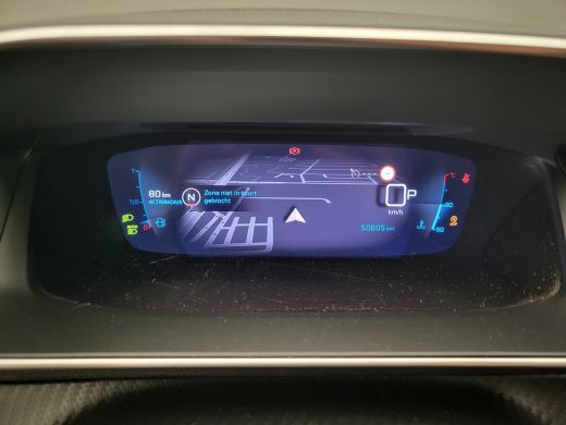 Peugeot 208 1.2 Turbo 100-PK EAT8 Panorama Dak | Camera | 17" Lichtmetaal | Digitaal Dashboard | Parkeersenso... ActivLease financial lease