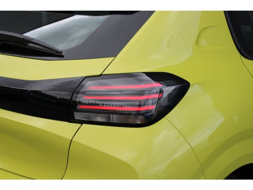 Peugeot 208 1.2 Turbo 100pk Style | Navi by app | Apple carplay | Parkeersensoren | Bluetooth | Cruise control | ActivLease financial lease
