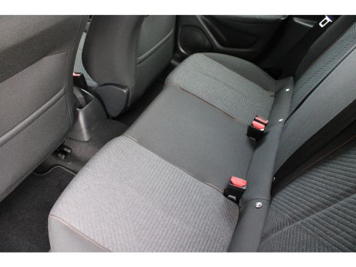 Peugeot 208 1.2 Turbo 100pk Style | Navi by app | Apple carplay | Parkeersensoren | Bluetooth | Cruise control | ActivLease financial lease