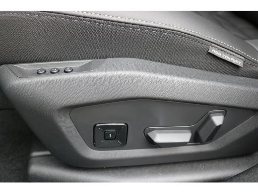 Peugeot 3008 GT Exclusive | Adaptieve cruise control met Stop&Go functie | Elektrische parkeerrem | Extra geti... ActivLease financial lease