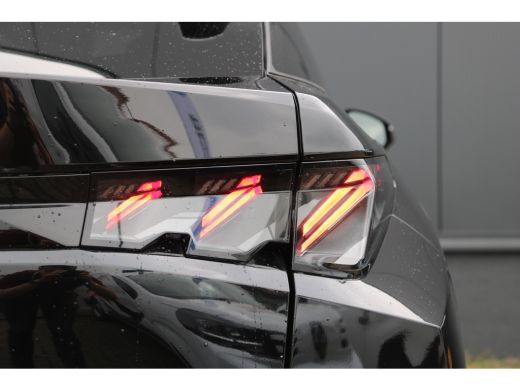 Peugeot 3008 GT Exclusive | Adaptieve cruise control met Stop&Go functie | Elektrische parkeerrem | Extra geti... ActivLease financial lease