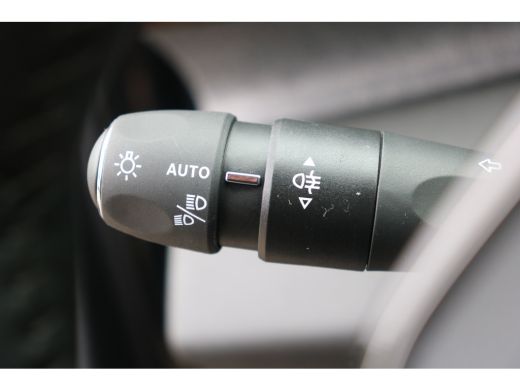 Peugeot 408 1.2 Allure Hybrid 145 | Navi | Stoel en stuurverwarming | Ad. Cruise control | 19'' LMV | Camera | ActivLease financial lease
