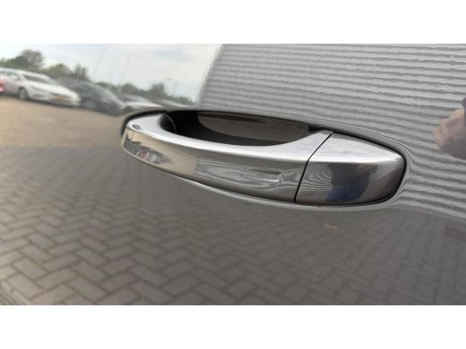 Peugeot 5008 GT | Adaptieve cruise control met Stop&Go functie | LED 3D-achterlichten | Pack Safety Plus ActivLease financial lease